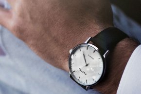 Slim Watches Are In For 2016